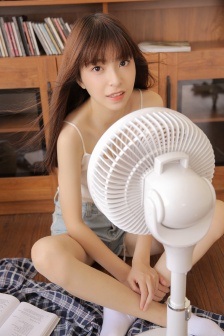 五王爷与奴婢桃儿